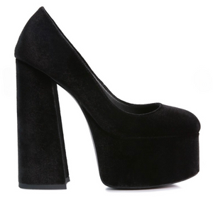 Open image in slideshow, Velvet Teddy Pump
