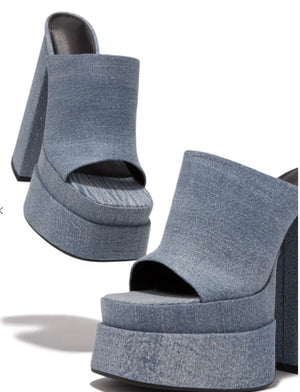 Open image in slideshow, Denim Desire Heel
